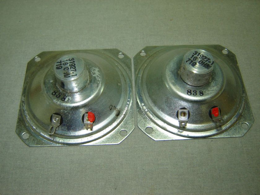 Pair of Carbonneau 3 1/2 Speakers    719 838    Tweeters  