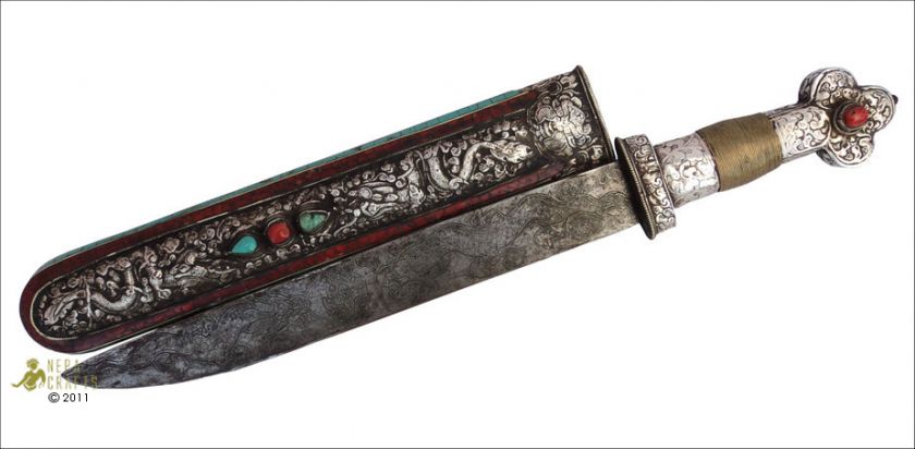   /images/NepaCrafts/Statue%20081111/10.Large Tibetan Knife 04A