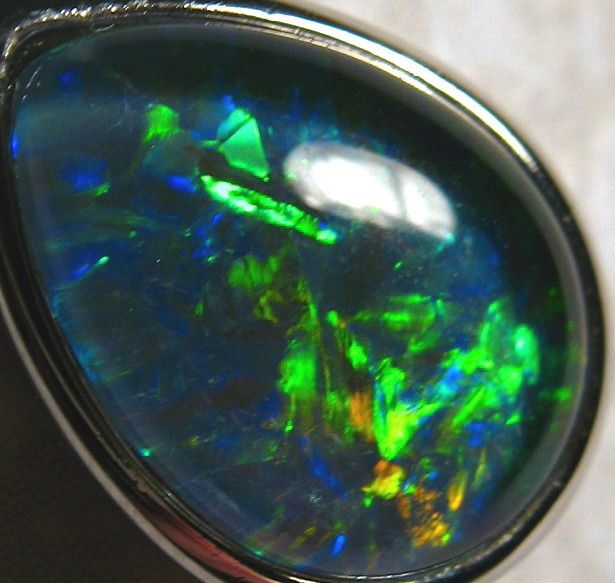 OPAL PENDANT   10 x 7 mm Teardrop 214  