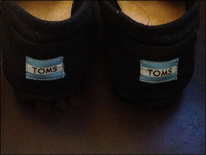 NEW TOMS MENS CLASSIC WOVEN SLIP ON   BLACK BURLAP  