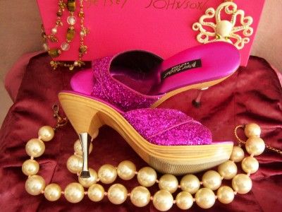 BETSEY JOHNSON LTD ED MAGENTA GLITTER POLLY HEEL SHOES  