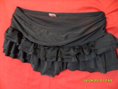   Skirted Swimwear Swim Bottom NWT TORRID sz 2 Plus Size 2X RUFFLE