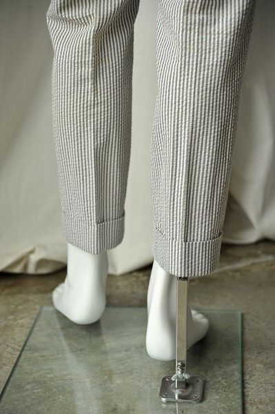 THOM BROWNE Mens Seersucker Striped Cuffed Pant 30X28.5  