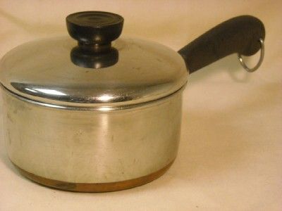 VINTAGE 1 QT REVERE WARE SAUCE PAN WITH LID.  