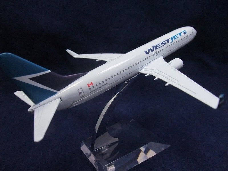 16CM METAL CANADA WESTJET AIRLINES B737 800 PLANE MODEL  