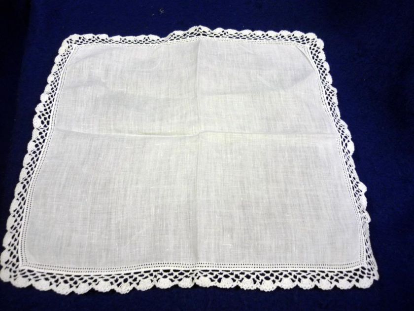 VINTAGE WHITE HANDKERCHIEF W SCALLOPED CROCHET EDGES  