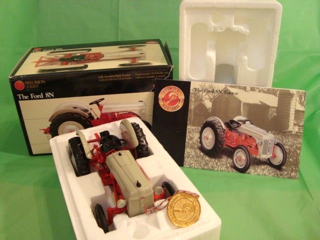 1950 FORD 8N FARM TRACTOR Ertl PRECISION SERIES 116 Scale near MIB 