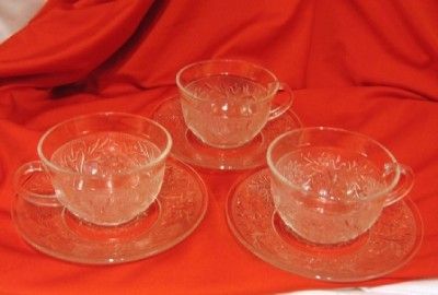 Vintage Anchor Hocking Sandwich Pattern Cups Saucers  