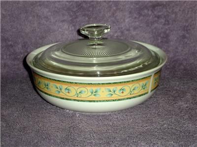 Pfaltzgraff FRENCH QUARTER Round Baker w/Glass Lid  