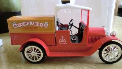 1916 STUDEBAKER BARNUMS ANIMALS CRACKERS TRUCK TOY BANK  