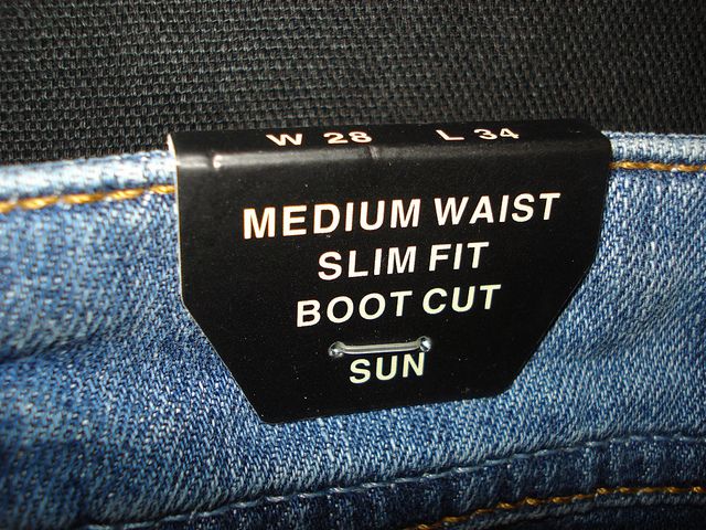 BLEND SHE MISSES SLIM FIT BOOTCUT DENIM JEANS SZ 28 NWT  