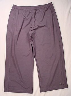 DANSKIN CAPRI EXERCISE/WORKOUT PANTS WOMENS L (12 14)  