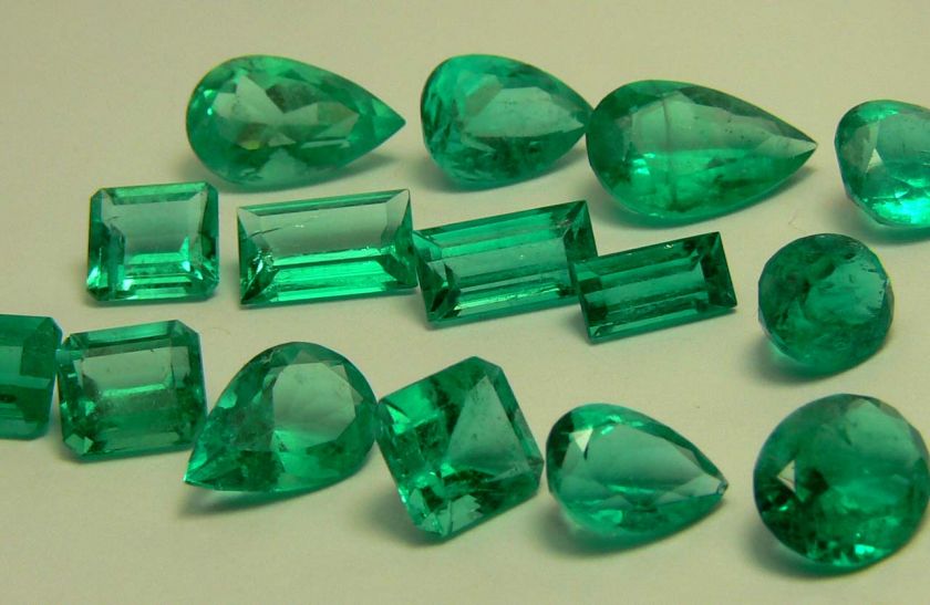 34.43 CTS NATURAL COLOMBIAN EMERALD PARCEL  