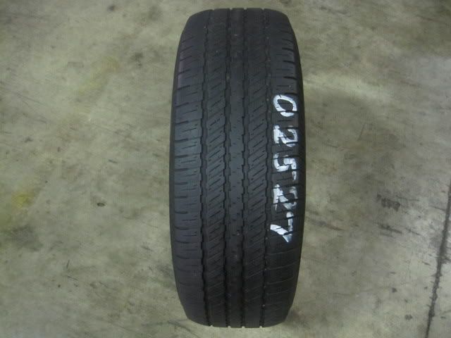 ONE GOODYEAR WRANGLER 265/70/17 TIRE (O2527) 5 6/32  