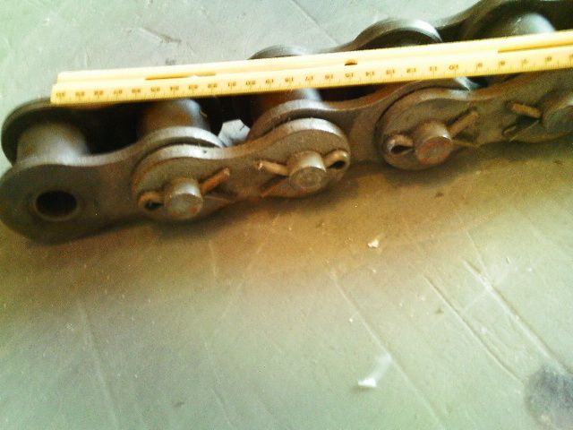 STEEL ROLLER CHAIN 10  