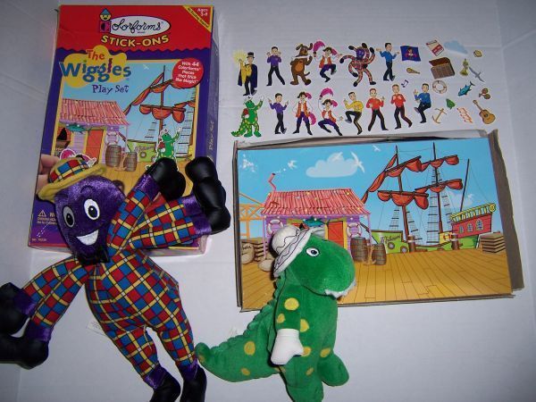   Plush Dorothy Dinosaur Talking Henry Octopus Colorforms Set  