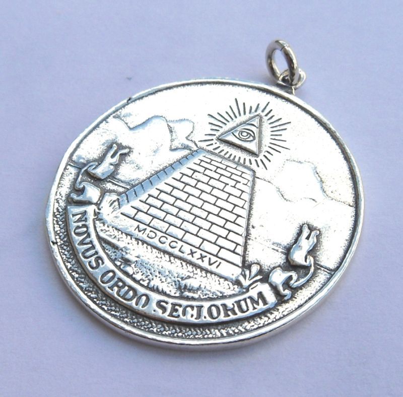 ALL SEEING EYE PYRAMID MASONIC SYMBOLS SILVER PENDANT  