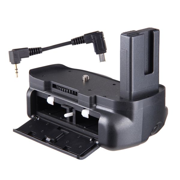 Battery Grip for Nikon D5100  