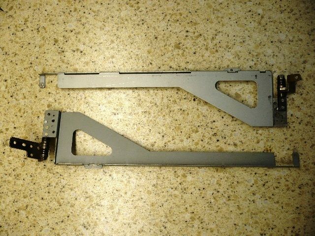 GATEWAY MODEL W650A HINGES LCD FRAME W/ SCREWS  