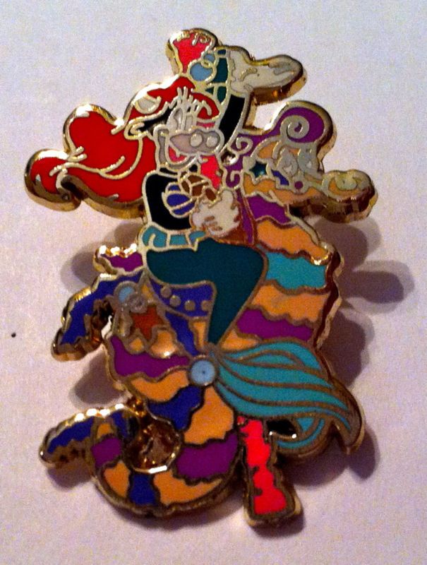 Disney Pin Clarabelle Cow  