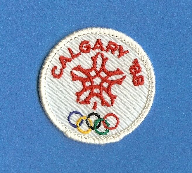 XV 15th Olympic Winter Games Patch Crest 1988 Calgary  