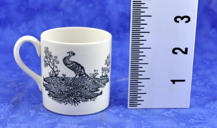 31 pc Demitasse Cup and Saucer Wedgwood Liverpool Birds  