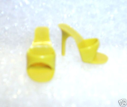 Barbie Shoes   Vintage Mattel Japan Spike Heel OT  