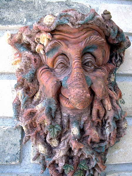 IN.TREE TROLL WALL SHELF/PLAQUE. MR. WILLOW MUSHROOMS  