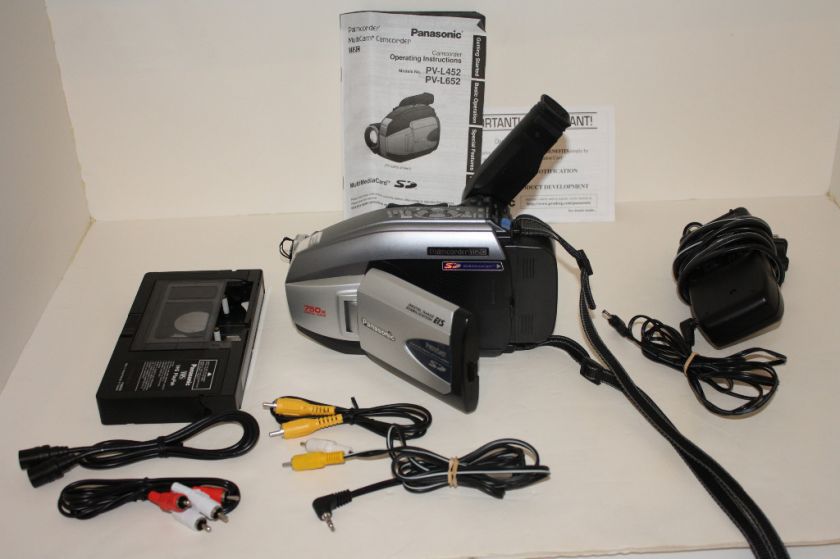 Panasonic Palmcorder PV L652 SD Camcorder   Gray With tons of extras 