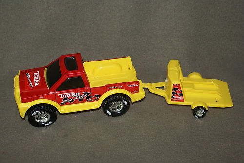 TONKA TOYS TRUCK AND MOTORCYCLE TRAILER 2002 hasbro  